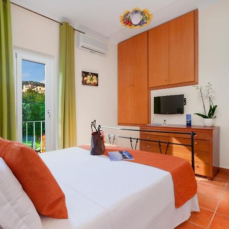 Relais Santa Lucia Bed and Breakfast Σορέντο Εξωτερικό φωτογραφία